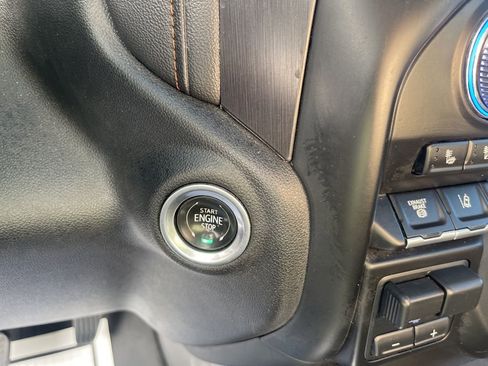 Used 2022 GMC Sierra 2500 AT4 w/ AT4 Premium Plus Package image 37