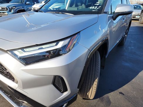 New 2025 Toyota RAV4 SE image 9