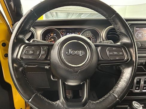 Used 2020 Jeep Wrangler Sport S image 23