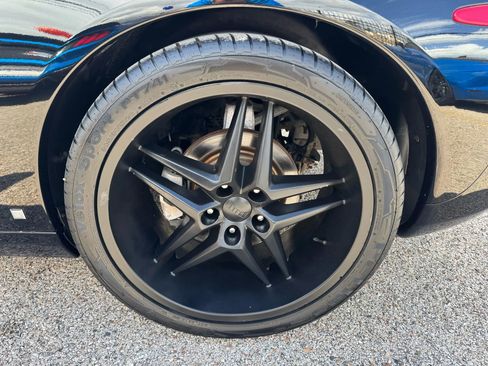 Used 2009 Chevrolet Corvette Convertible w/ Preferred Equipment Group image 16