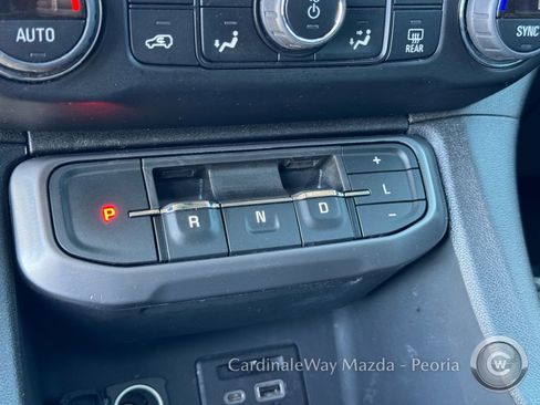 Used 2023 GMC Acadia AT4 w/ Technology Package image 33