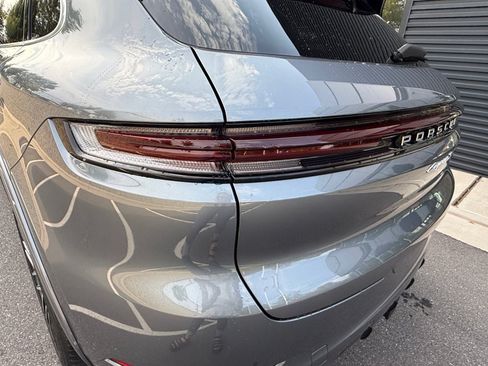 New 2026 Porsche Cayenne S AWD/4WD image 14