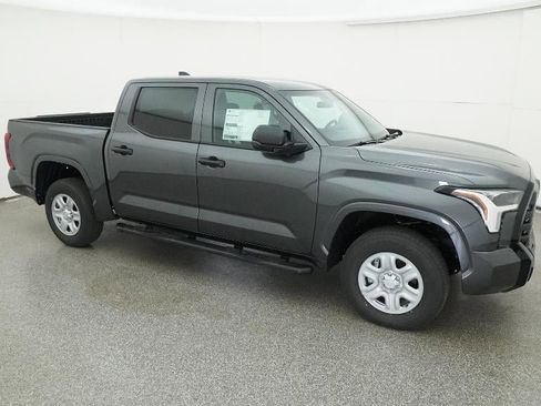 New 2026 Toyota Tundra SR image 12