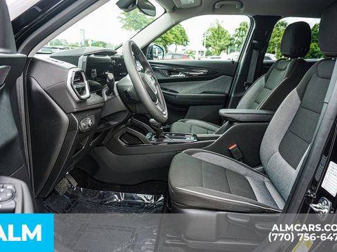 Used 2025 Chevrolet TrailBlazer LT FWD image 22
