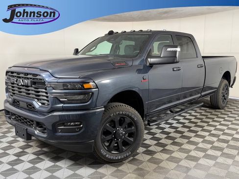 Used 2026 RAM 3500 Big Horn AWD/4WD image 1