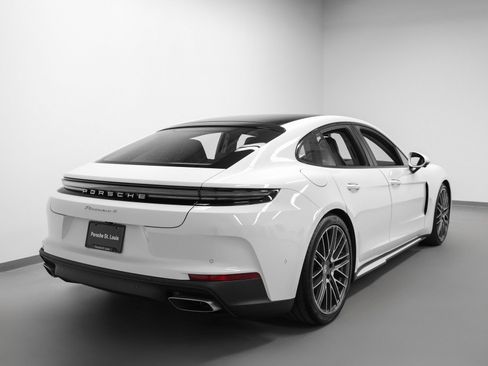 New 2026 Porsche Panamera 4 image 12