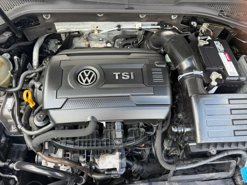 Used 2015 Volkswagen Golf S FWD image 11