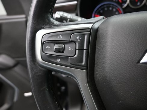 Used 2021 Chevrolet Suburban LT w/ Rear Media and Nav Package RWD image 6