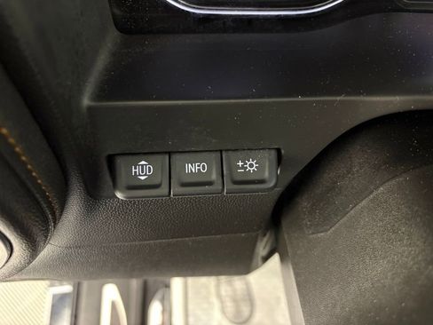 Used 2022 GMC Sierra 1500 AT4 w/ AT4 Premium Package AWD/4WD image 24
