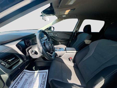 Used 2023 Nissan Rogue SV image 20