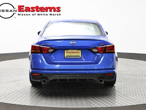 Used 2025 Nissan Altima 2.5 SR FWD image 6