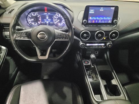 Used 2022 Nissan Sentra SR w/ SR Premium Package FWD image 22