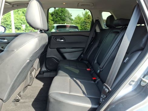 Used 2023 Nissan Rogue SV w/ SV Premium B Package AWD/4WD image 13