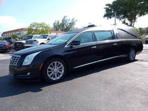 Used 2015 Cadillac XTS Hearse FWD image 3