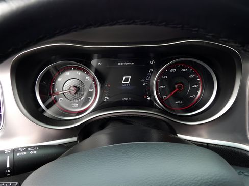 Used 2021 Dodge Charger SXT w/ Leather Interior Group image 19