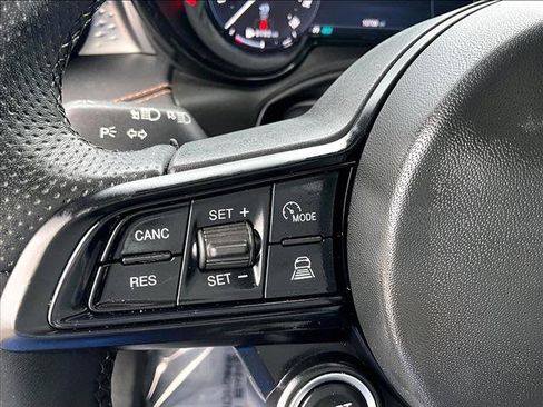 Used 2025 Alfa Romeo Tonale AWD/4WD image 19