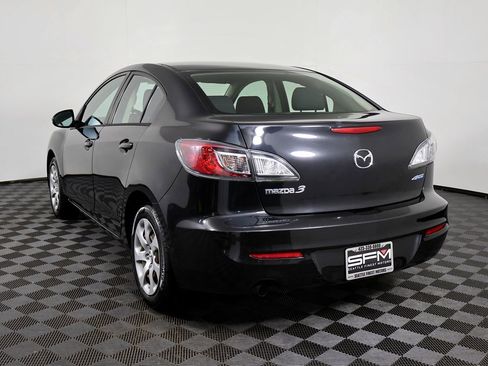 Used 2013 MAZDA MAZDA3 i Sport image 12