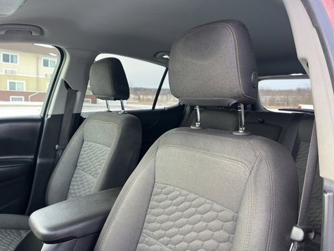 Used 2019 Chevrolet Equinox LT image 16