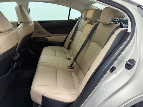 Used 2020 Lexus ES 350 w/ Premium Package image 52