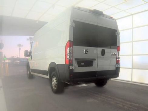 Used 2022 RAM ProMaster 2500 FWD image 3