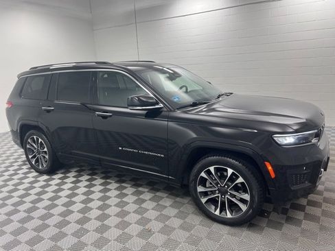 Used 2023 Jeep Grand Cherokee L Overland w/ Luxury Tech Group IV image 4