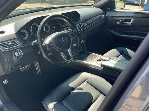 Used 2016 Mercedes-Benz E 350 4MATIC Sedan image 6