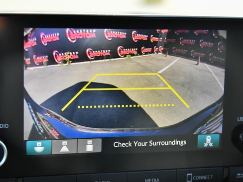 Used 2023 Honda Accord EX image 18