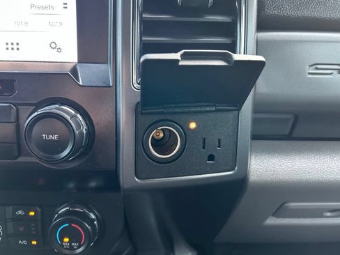 Used 2019 Ford F250 XLT w/ XLT Premium Package AWD/4WD image 30
