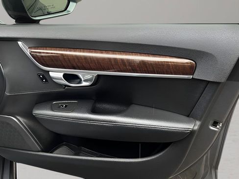 Used 2017 Volvo S90 T5 Momentum w/ Vision Package image 33