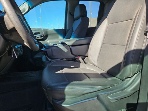Used 2022 Chevrolet Silverado 2500 W/T w/ WT Convenience Package AWD/4WD image 15