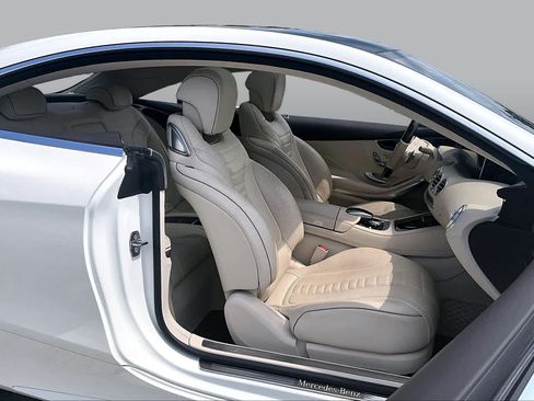 Used 2019 Mercedes-Benz S 560 4MATIC Coupe image 9