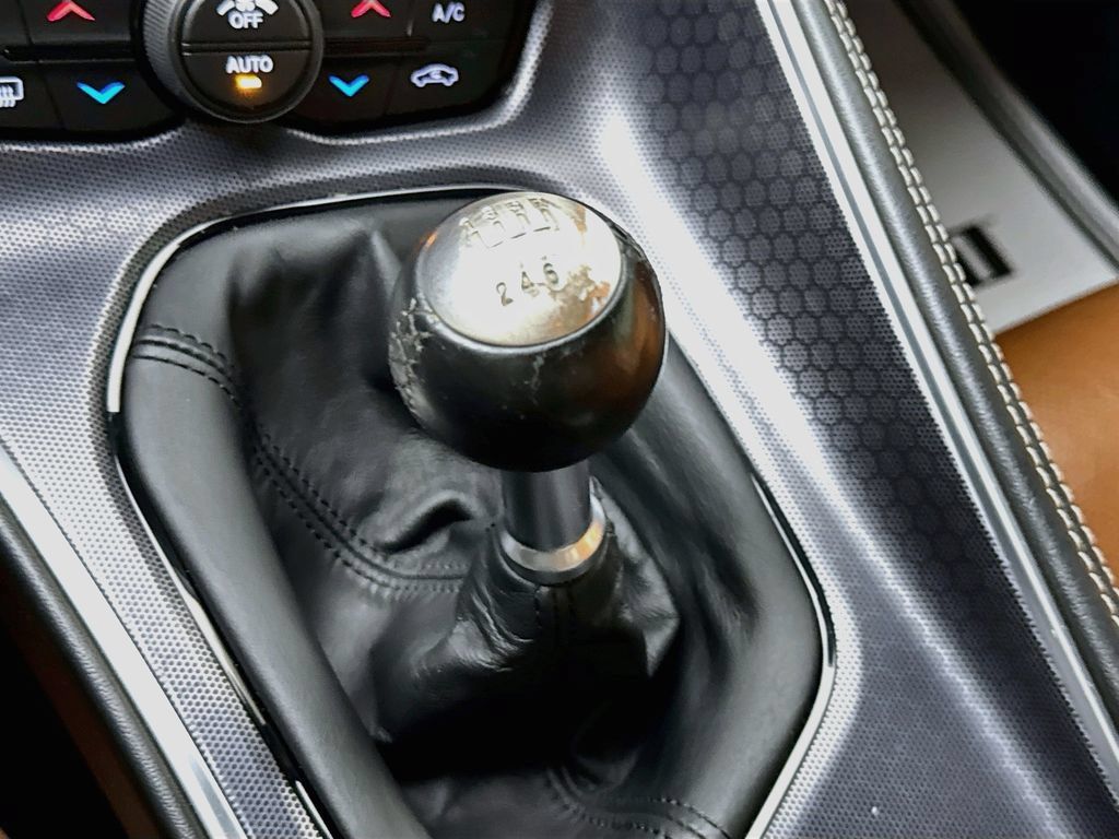 Used 2016 Dodge Challenger SRT w/ Technology Group RWD image 18
