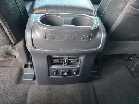 Used 2017 Nissan Titan PRO-4X w/ Pro-4x Convenience Package AWD/4WD image 17