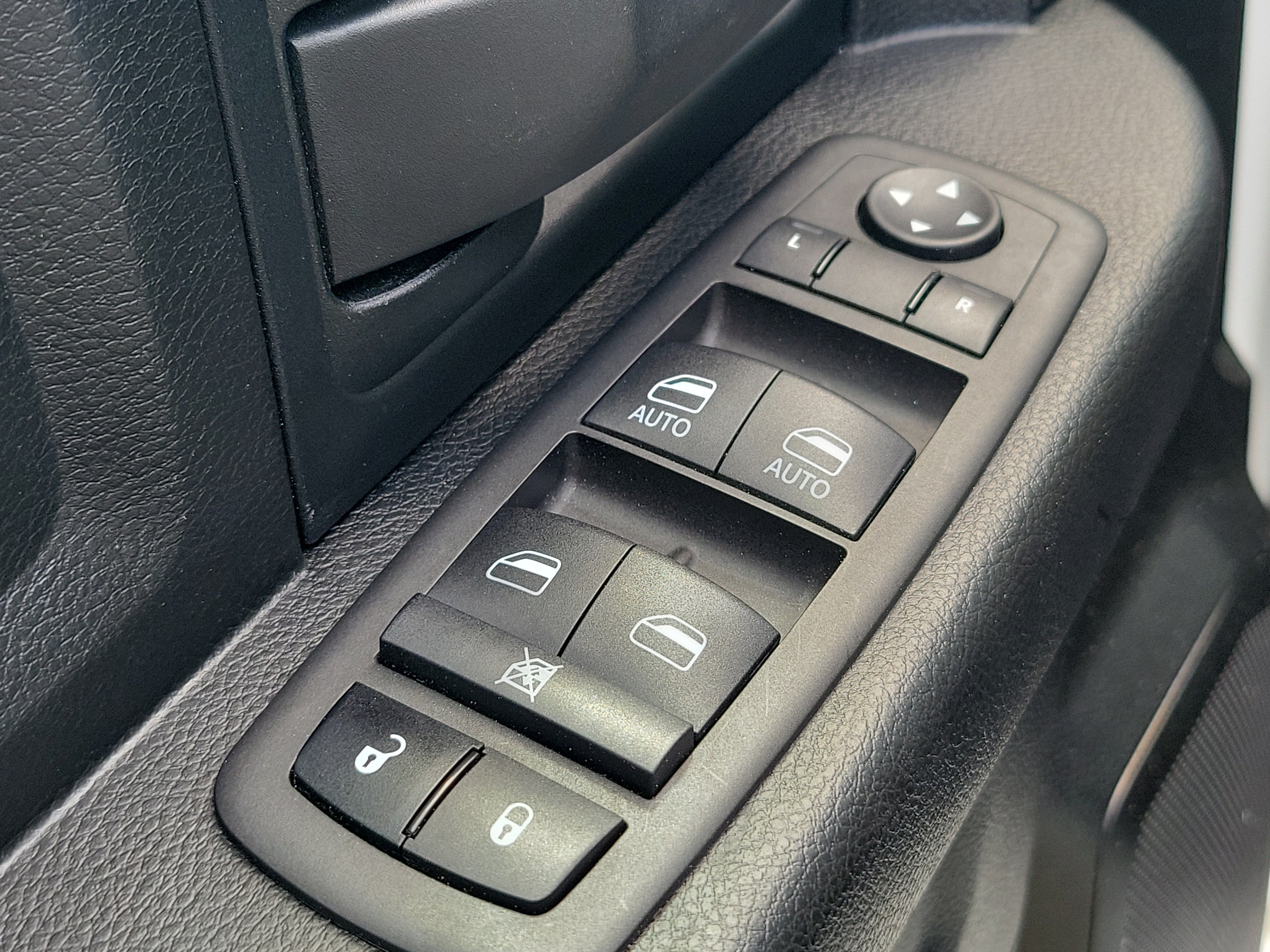 Used 2024 RAM 1500 Tradesman w/ Tradesman SXT Package RWD image 18