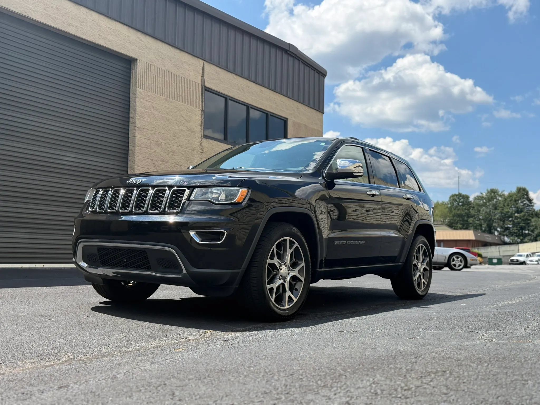 Used 2019 Jeep Grand Cherokee Limited AWD/4WD image 45