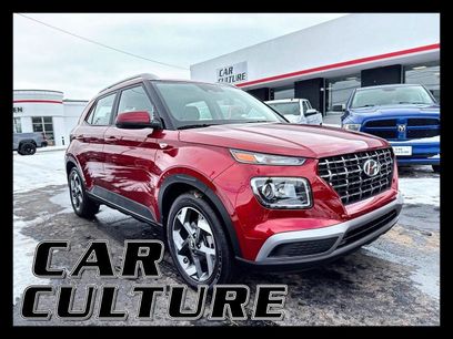 Used 2024 Hyundai Venue SEL
