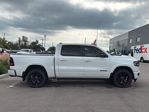 Used 2022 RAM 1500 Limited w/ Night Edition AWD/4WD image 2
