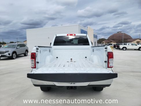 Used 2024 RAM 2500 Big Horn image 31
