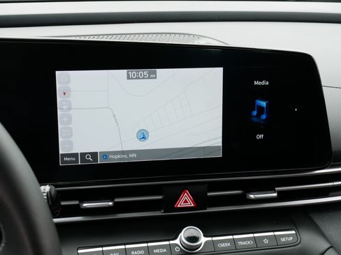 Used 2023 Hyundai Elantra SEL w/ Convenience Package FWD image 22
