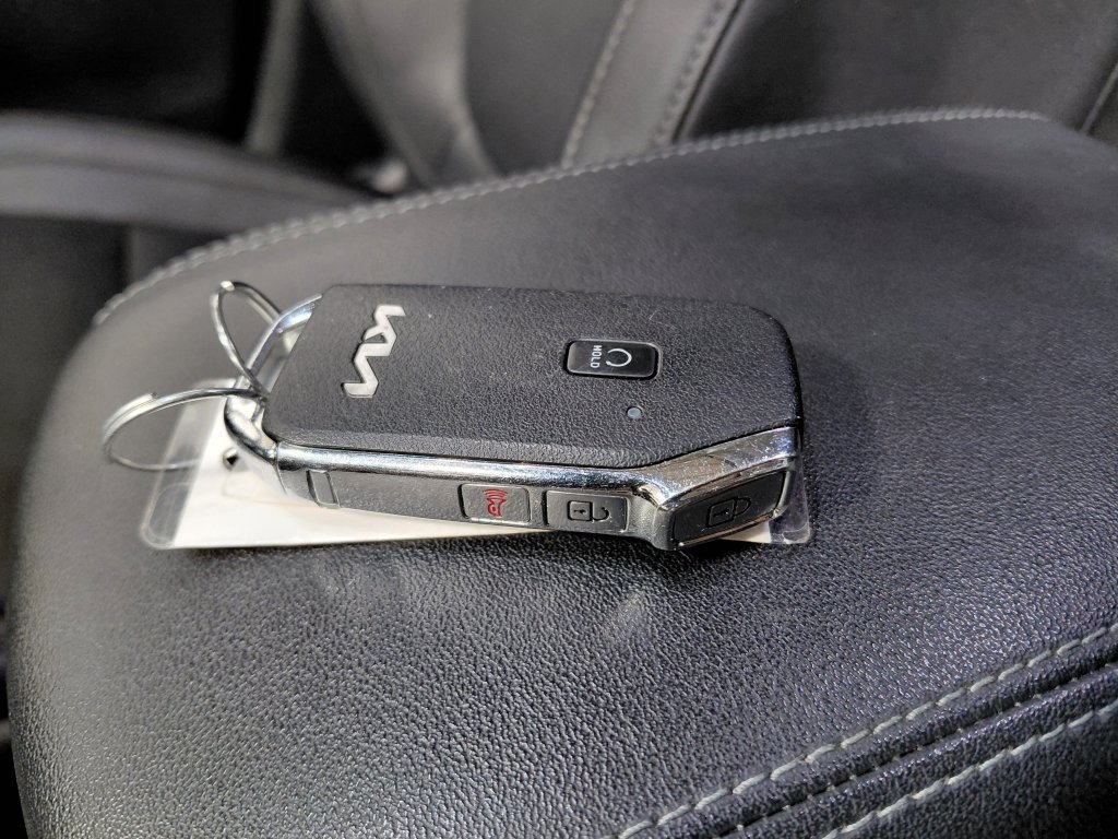 Used 2022 Kia Seltos EX AWD/4WD image 13