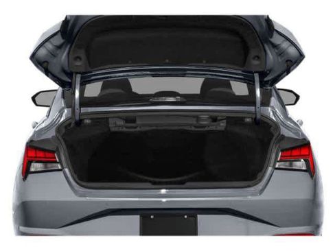 Used 2023 Hyundai Elantra Limited FWD image 14