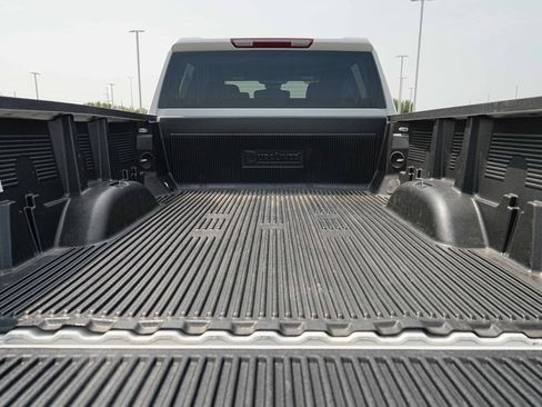 Used 2025 Chevrolet Silverado 2500 LT w/ Convenience Package AWD/4WD image 15
