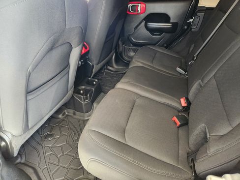 Used 2021 Jeep Wrangler Unlimited Sport AWD/4WD image 31