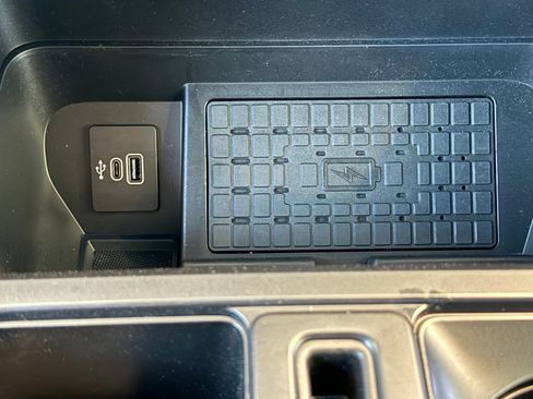 Used 2025 Ford F150 XLT w/ Equipment Group 302A MID image 31