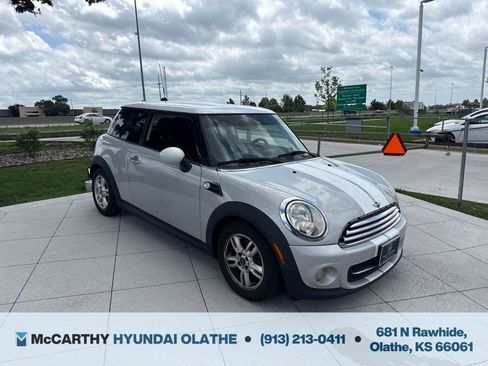 Used 2013 MINI Cooper Hardtop FWD image 2