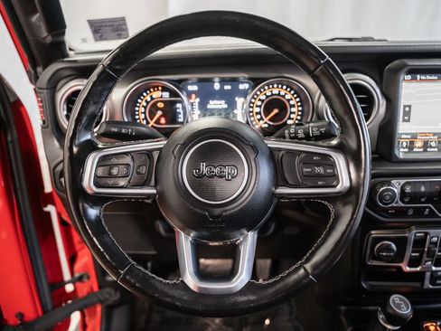 Used 2022 Jeep Wrangler Unlimited Sahara w/ Cold Weather Group AWD/4WD image 29