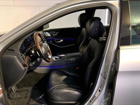 Used 2019 Mercedes-Benz S 560 4MATIC Sedan image 9