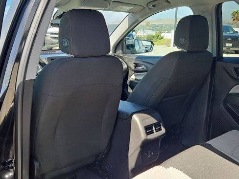 Used 2023 Chevrolet Equinox LS w/ LS Convenience Package FWD image 20
