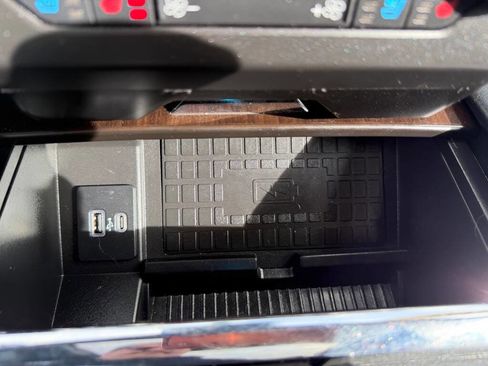 Used 2021 Ford Expedition King Ranch image 27