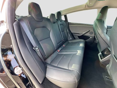 Used 2025 Tesla Model 3 Long Range RWD image 28